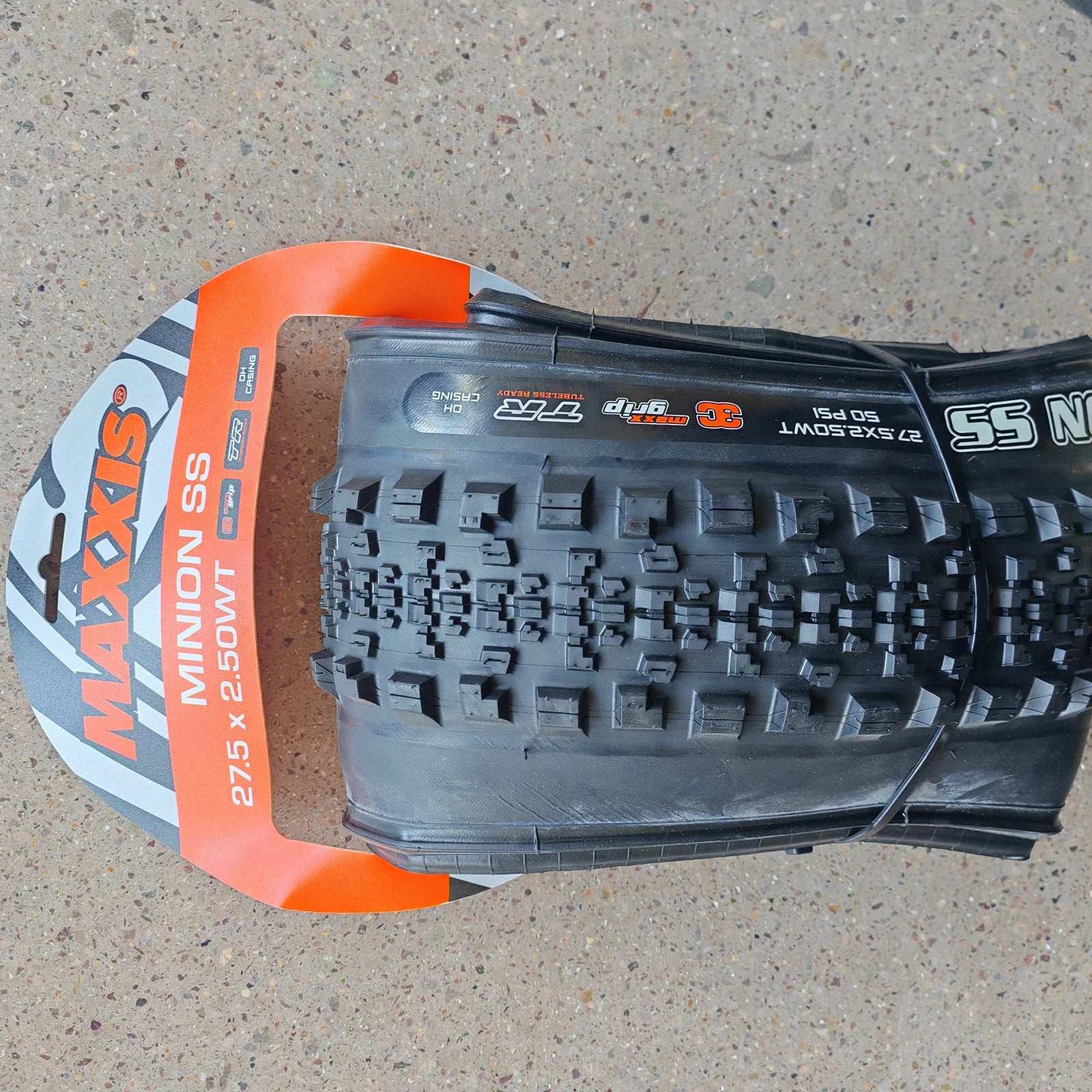 1pc MAXXIS 27.5 MTB Mountain Bike Tubeless  Bicycle Tire 27.5*2.5 Minion SS MAXX GRIP TR DH CASING Semi-Slick Center Bike Parts